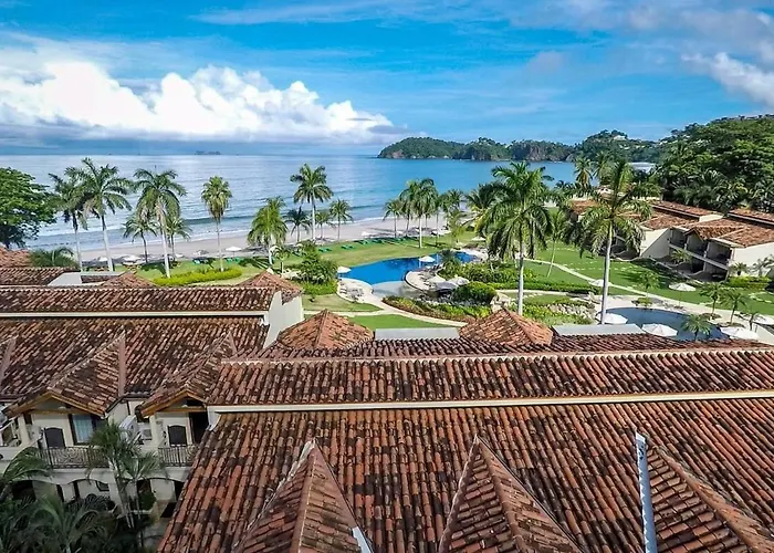 Сasa de vacaciones Stylish Split-level With A Shaded Terrace, Direct Access, And Resort-style Community Amenities Playa Flamingo